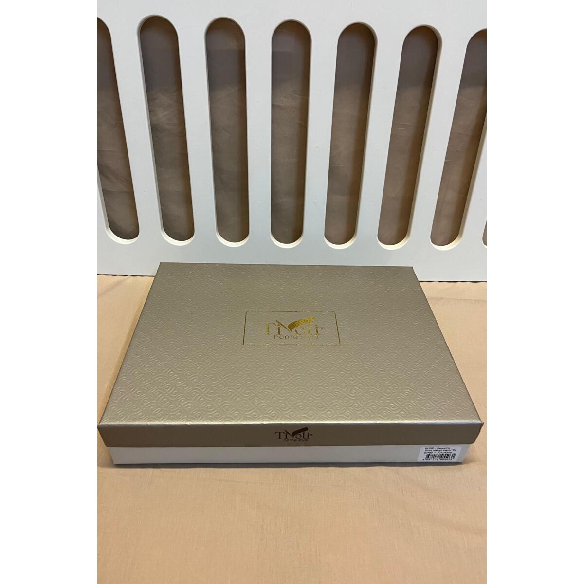 Tivoli Lisette - Комплект от 2 бамбукови кърпи за баня - Меки и бродирани - Комплект от 2 зестри