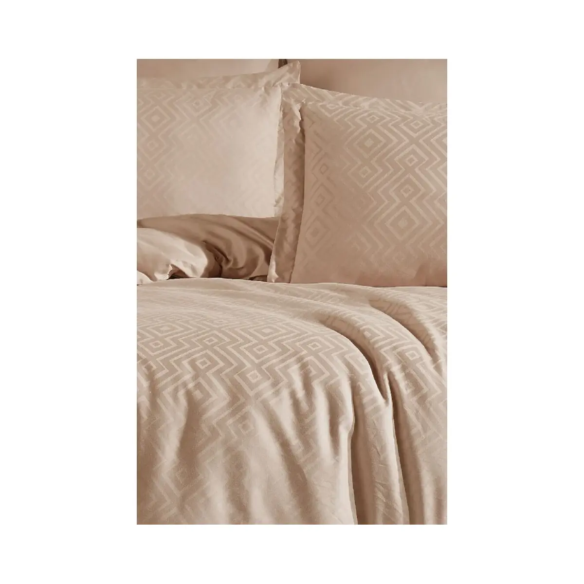 Метис - Луксозен Спален Комплект 001