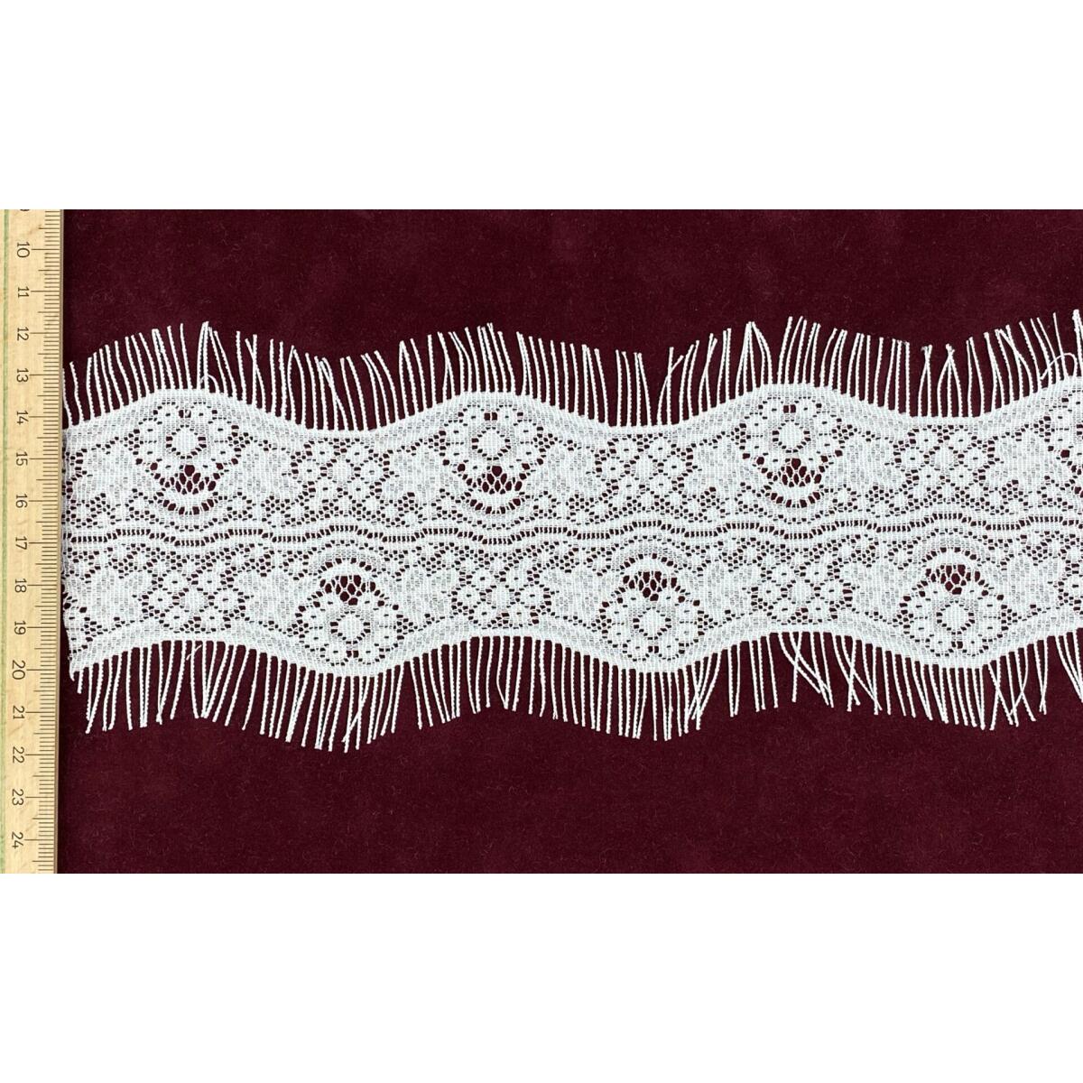 SA-04-P-дантела с ресни