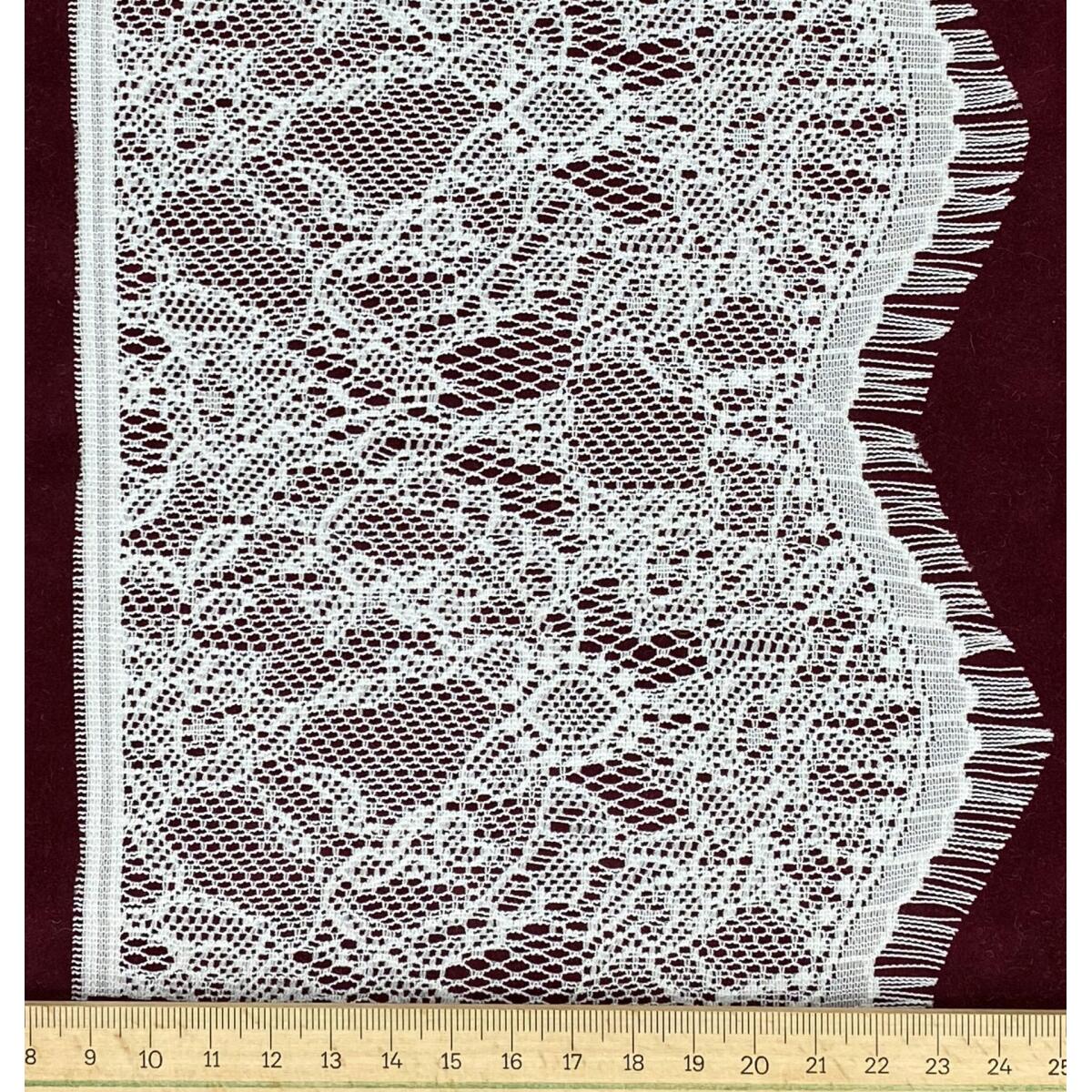 SA-05-15-P-дантела с ресни