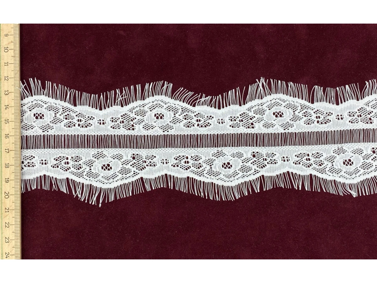 SA-06-P-дантела с ресни