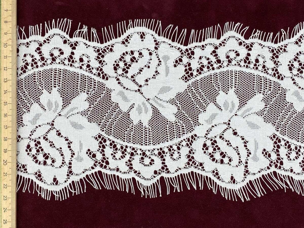 SA-10-P-дантела с ресни