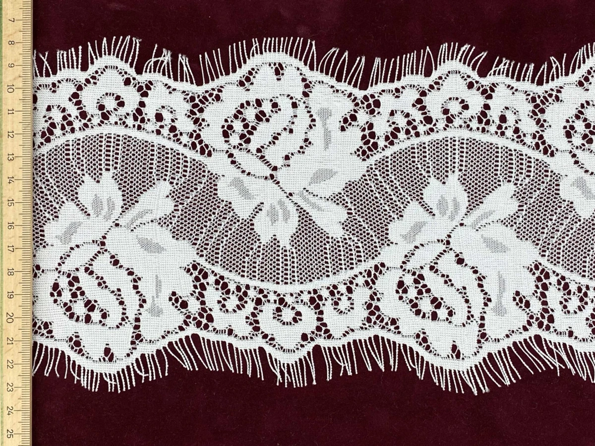 SA-10-P-дантела с ресни