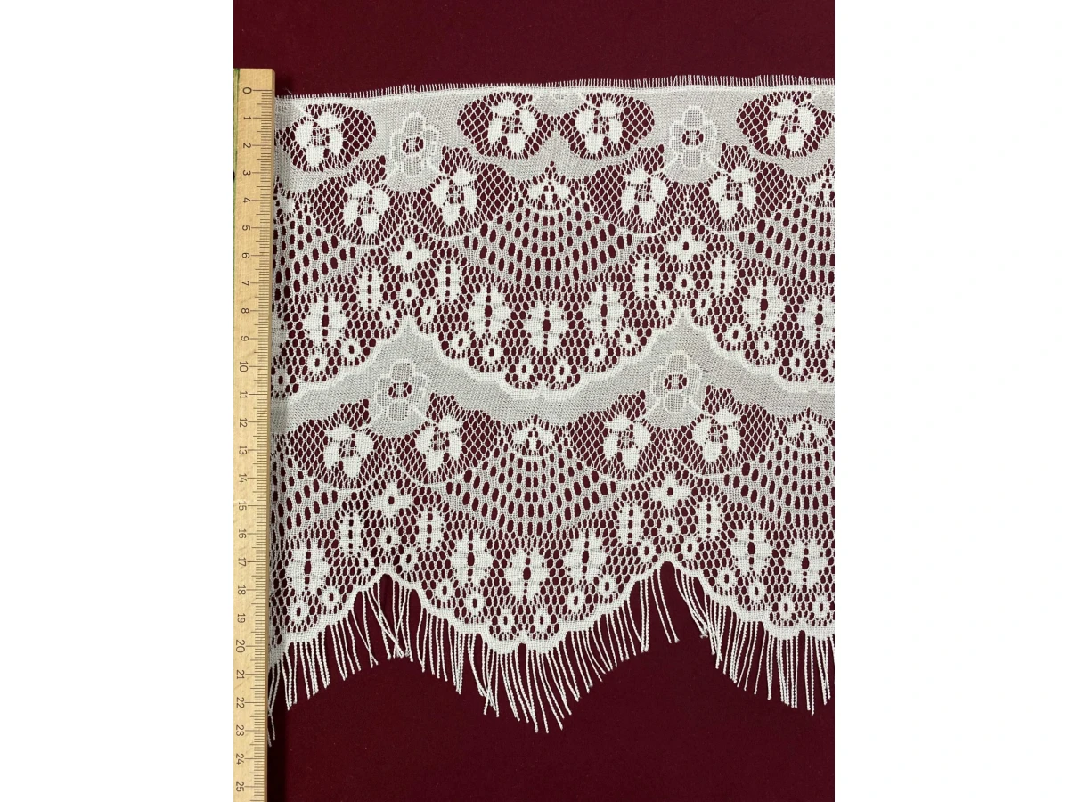 SA-12-20-P-дантела с ресни