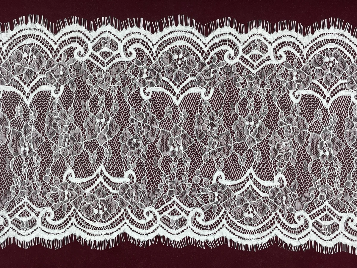 SA-1239-N-дантела с ресни