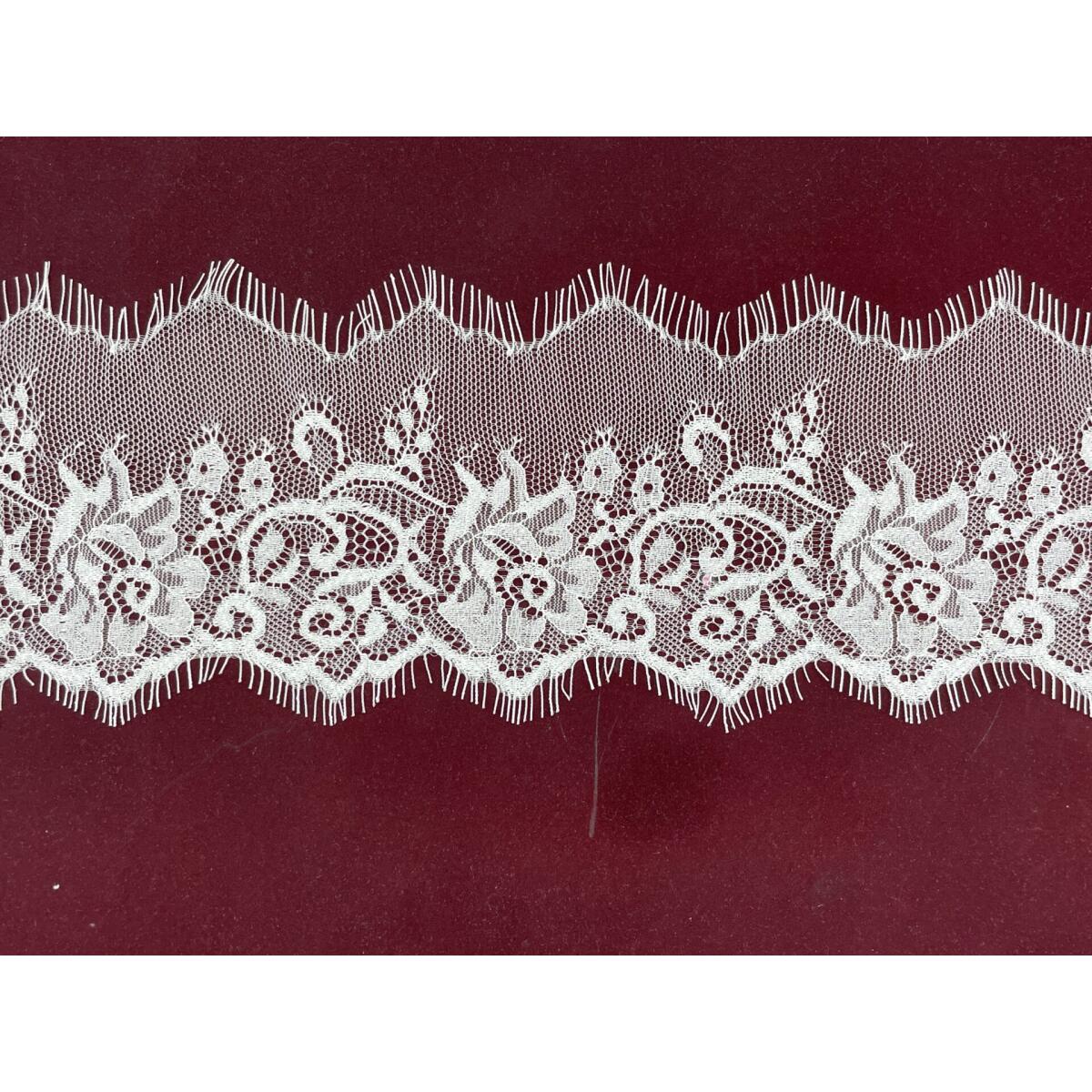 SA-1281-N-дантела с ресни