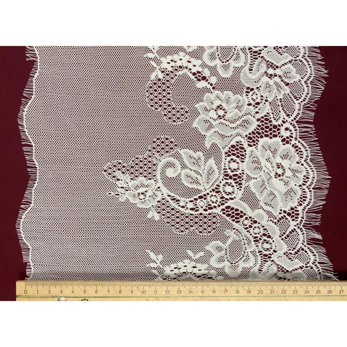 SA-14-P-дантела с ресни