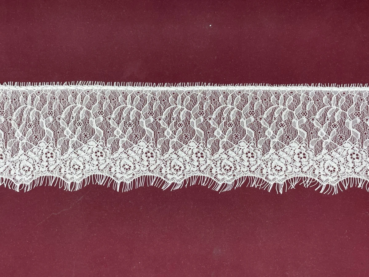 SA-2286-N-дантела с ресни