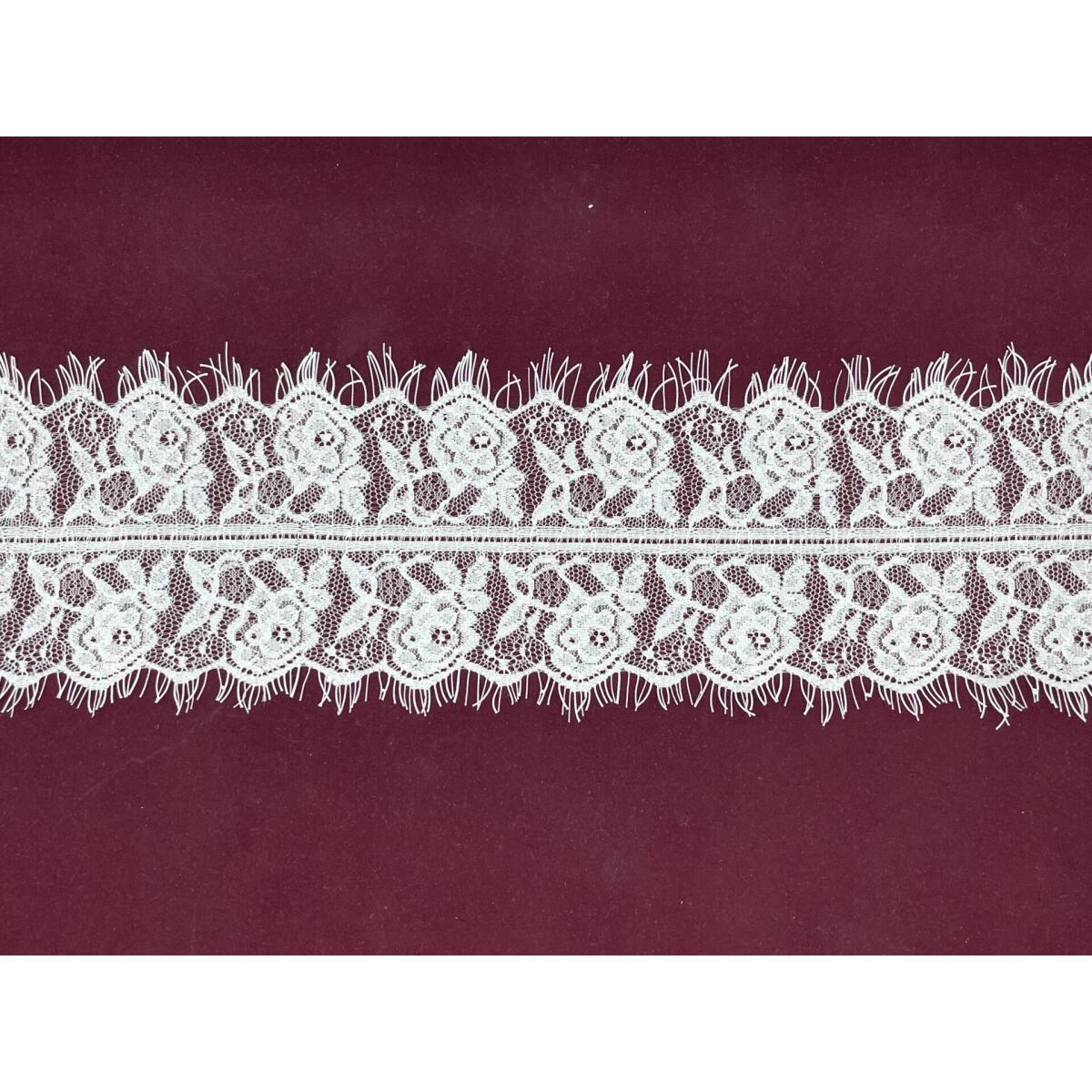 SA-2332-N-дантела с ресни