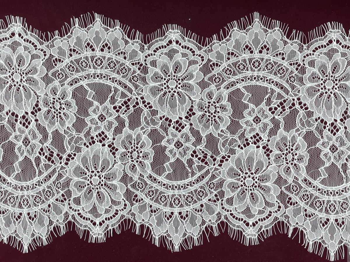 SA-5013-N-дантела с ресни