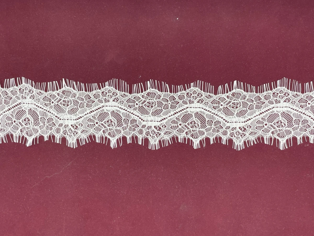 SA-7392-N-дантела с ресни