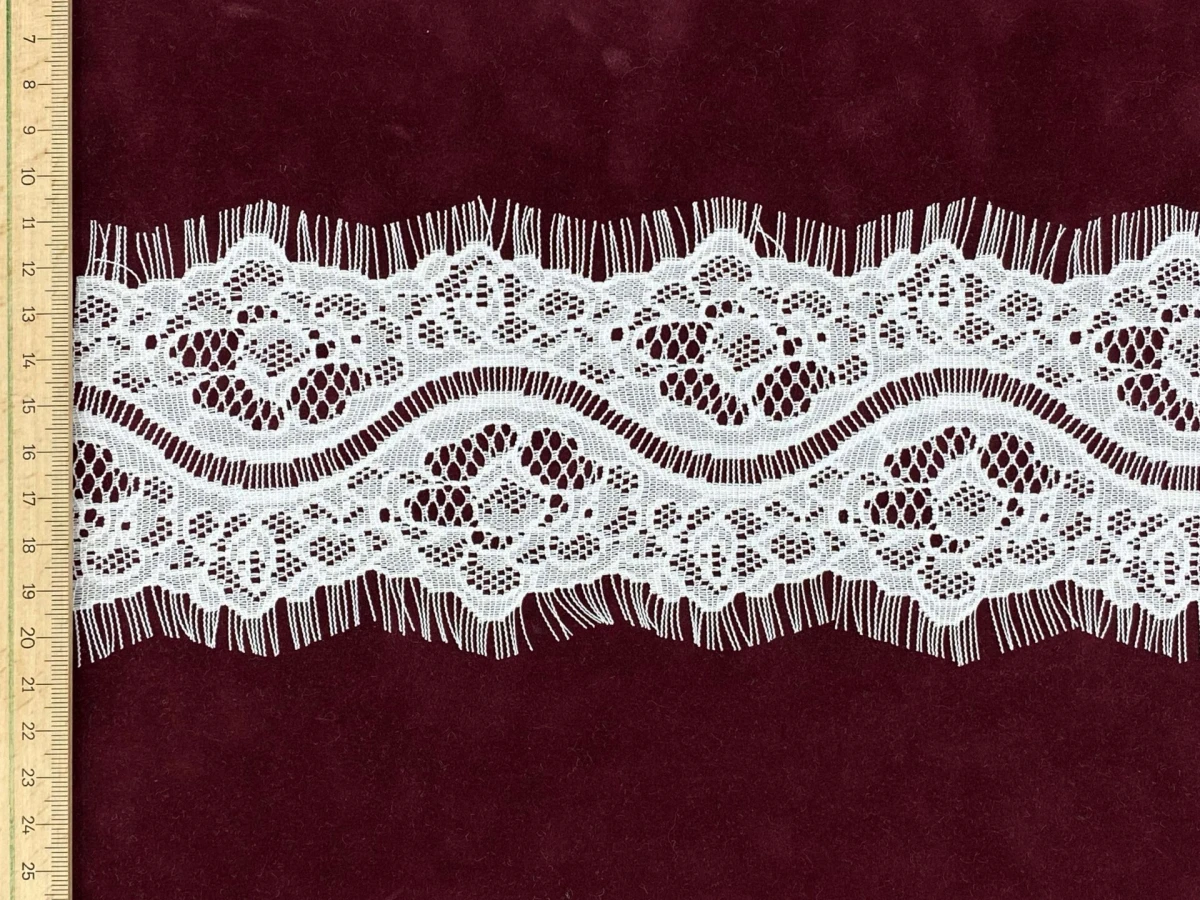 SA-853-P-дантела с ресни