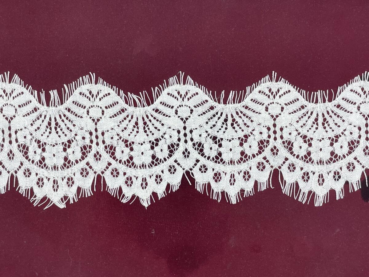 SA-9086-N-дантела с ресни
