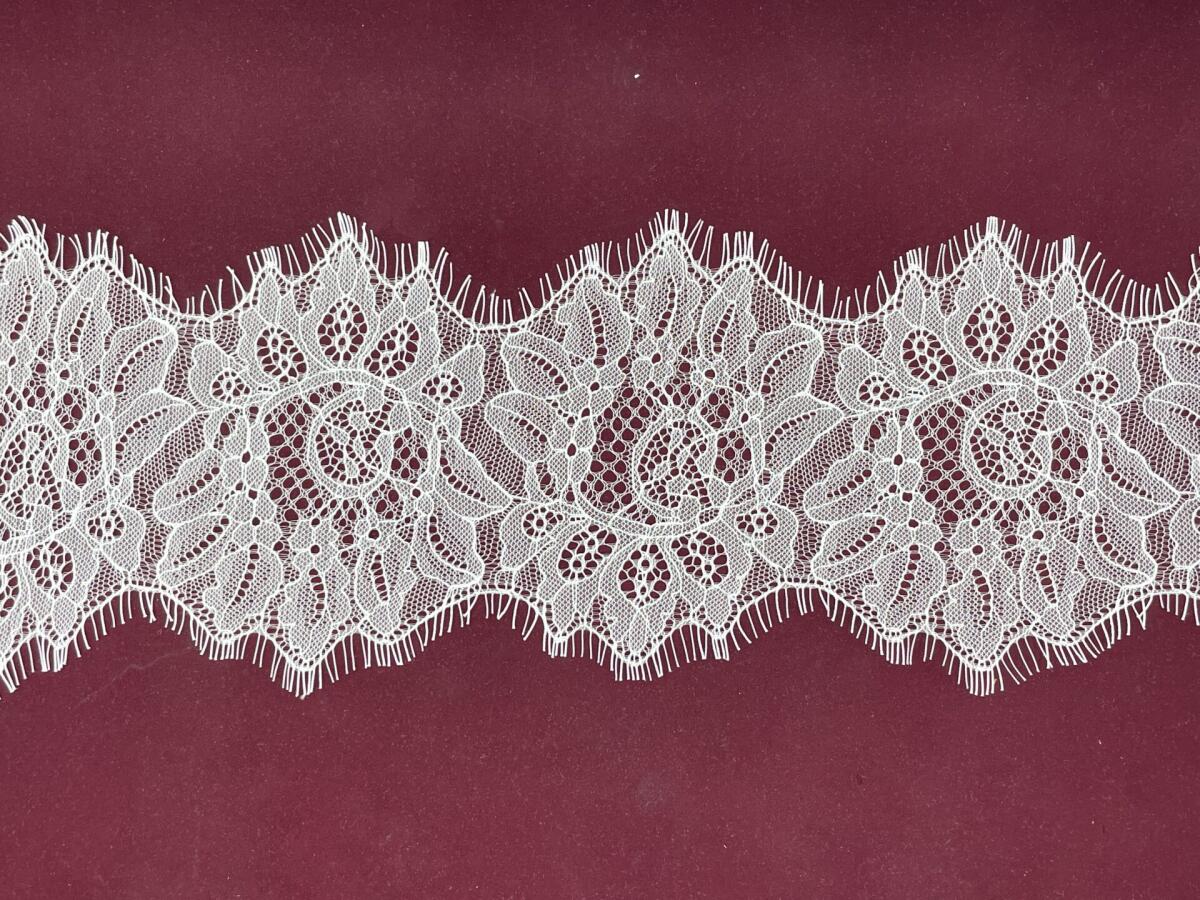 SA-9124-N-дантела с ресни