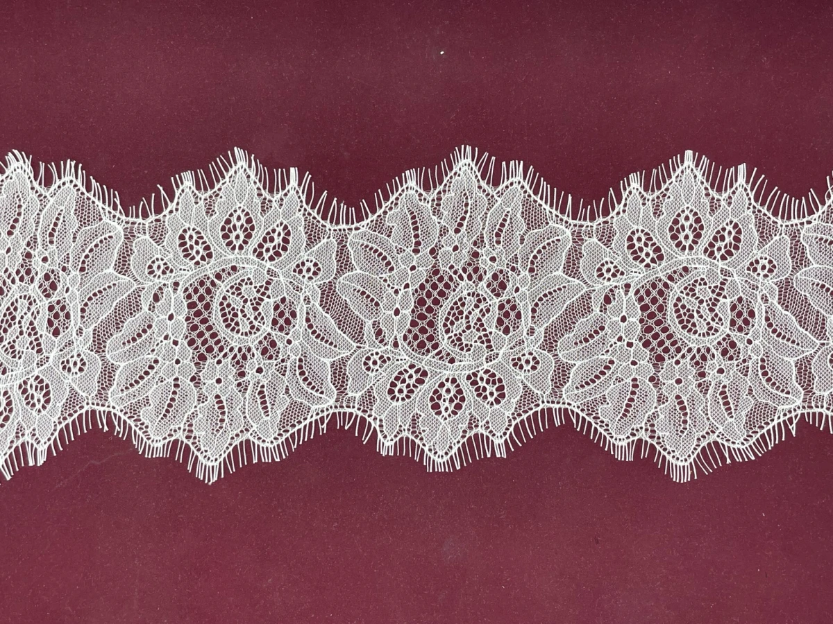 SA-9124-N-дантела с ресни