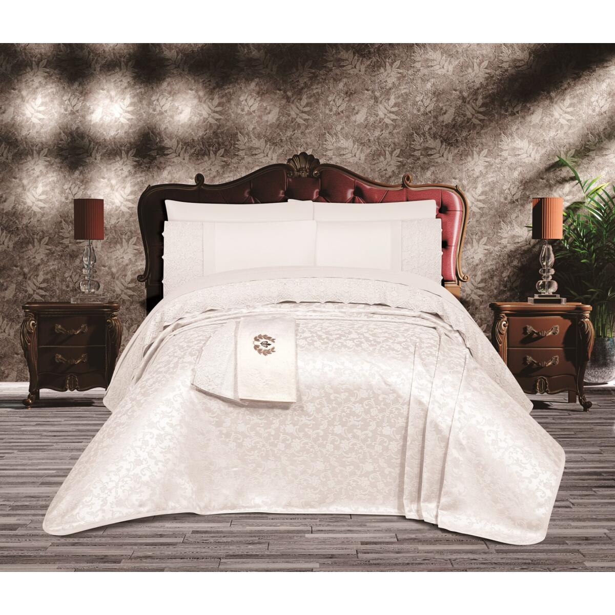 Нирвана - Комплект за зестра от 8 части - Комплект от шенил пике с кърпа - Булчински комплект