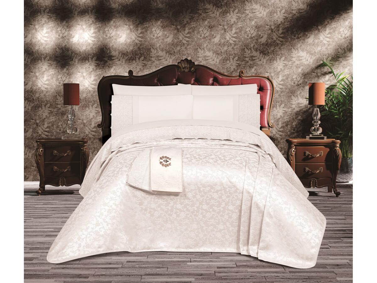 Нирвана - Комплект за зестра от 8 части - Комплект от шенил пике с кърпа - Булчински комплект