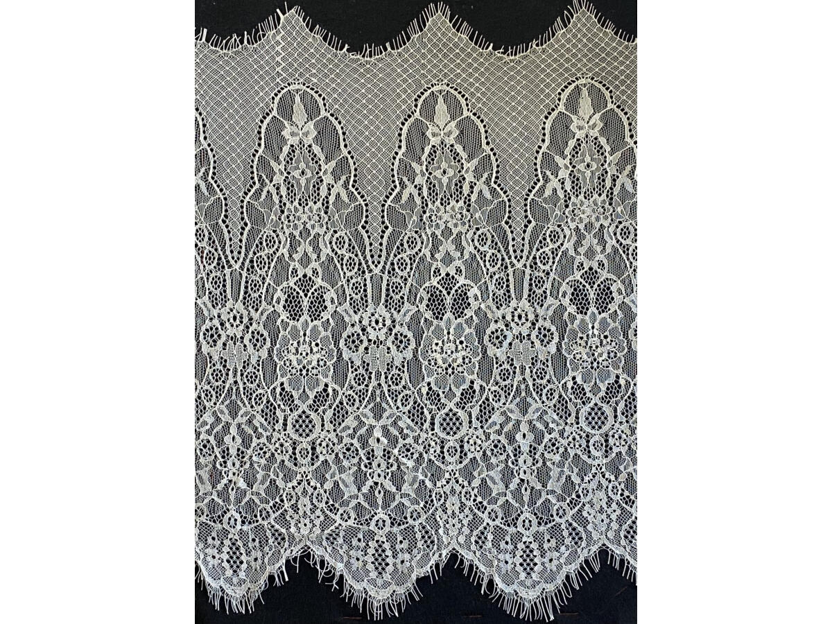 SA-5017-N-дантела с ресни