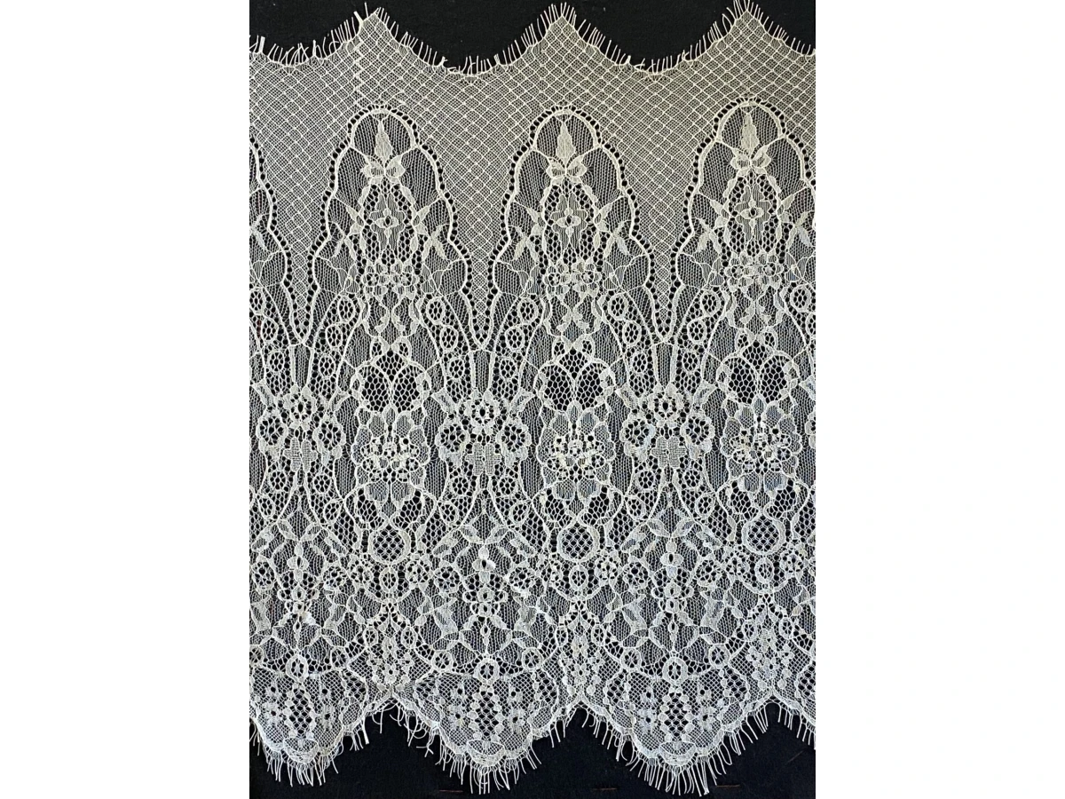 SA-5017-N-дантела с ресни