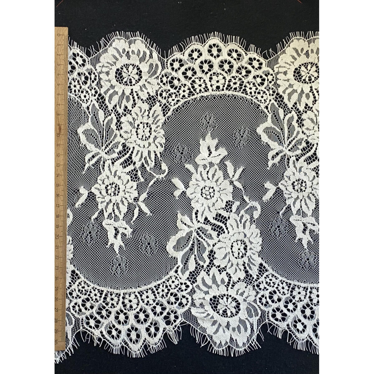 SA-6601-N-дантела с ресни