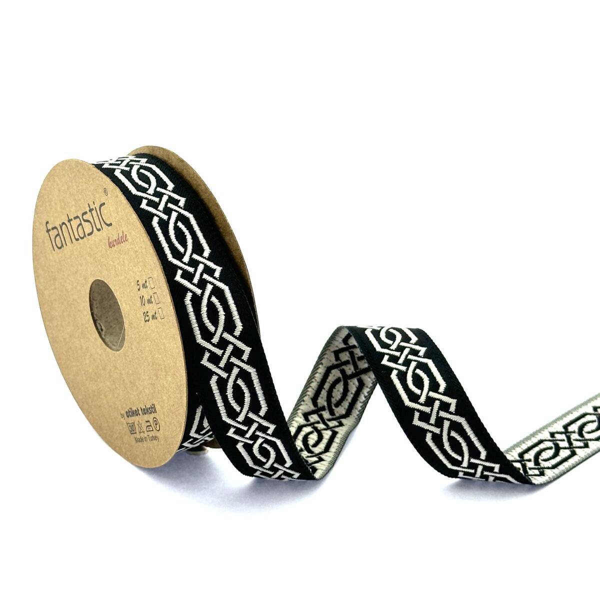 Декоративен ширит с цветни мотиви W-20272 ТЪКАН ПАНДЕЛА