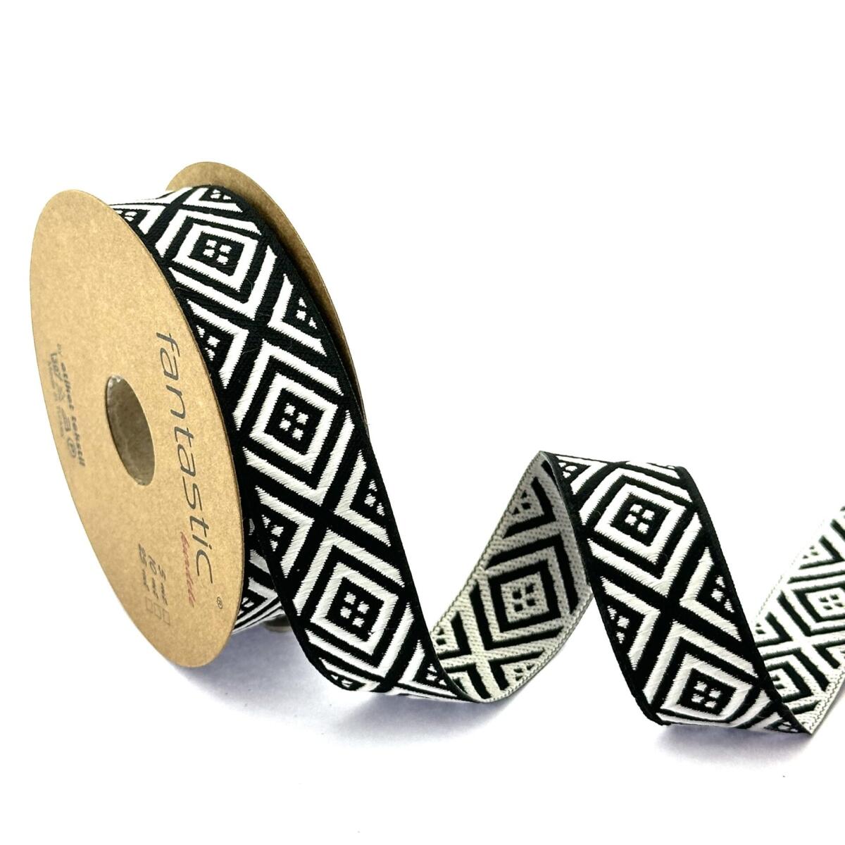 Декоративен ширит с цветни мотиви W-25275