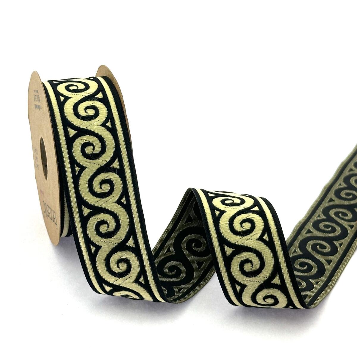 Декоративен ширит с цветни мотиви W-35061