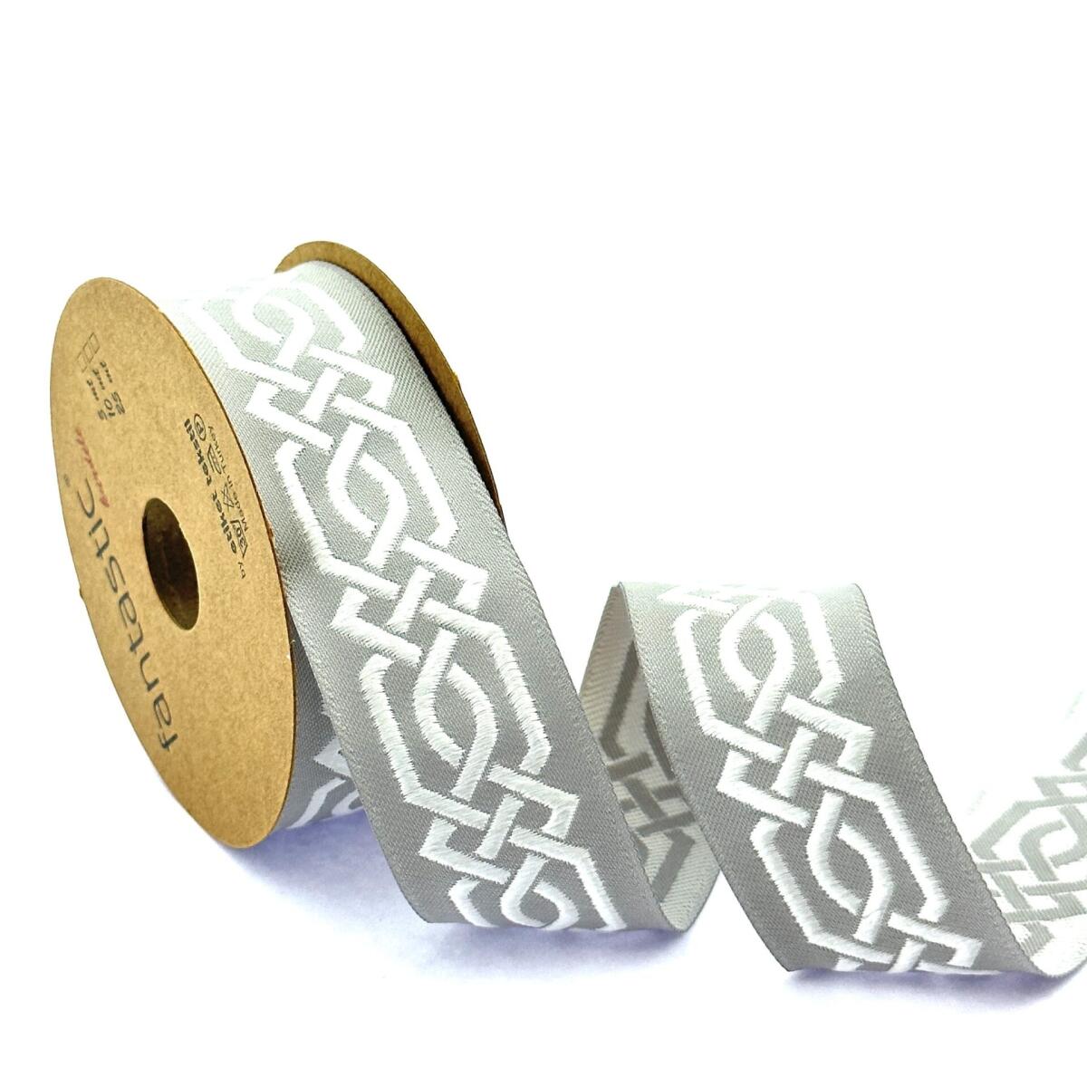 Декоративен ширит с цветни мотиви W-35272