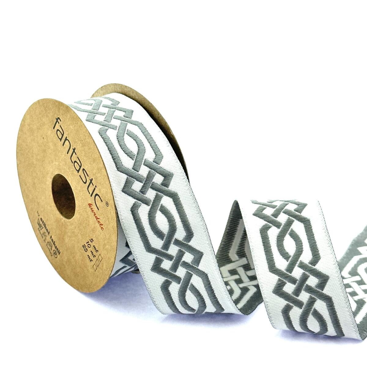 Декоративен ширит с цветни мотиви W-35272