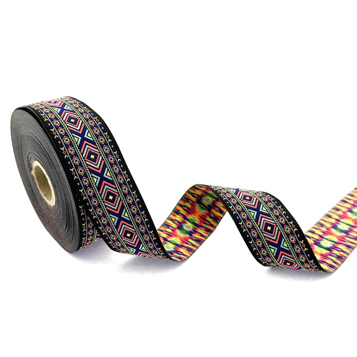 Декоративен ширит с цветни мотиви W-35995