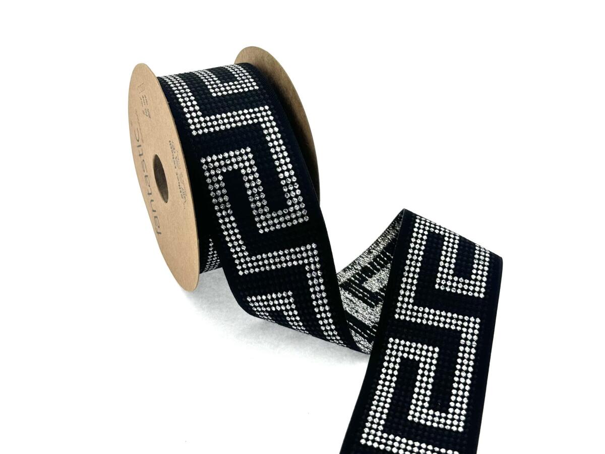 Декоративен ширит с цветни мотиви W-50307