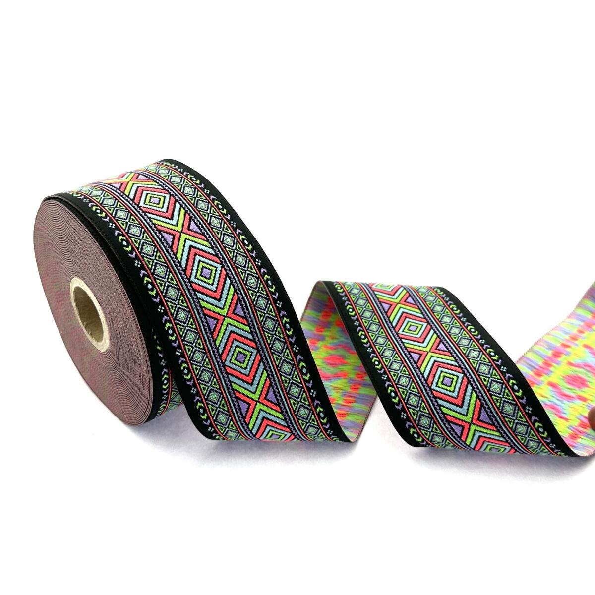 Декоративен ширит с цветни мотиви W-50995