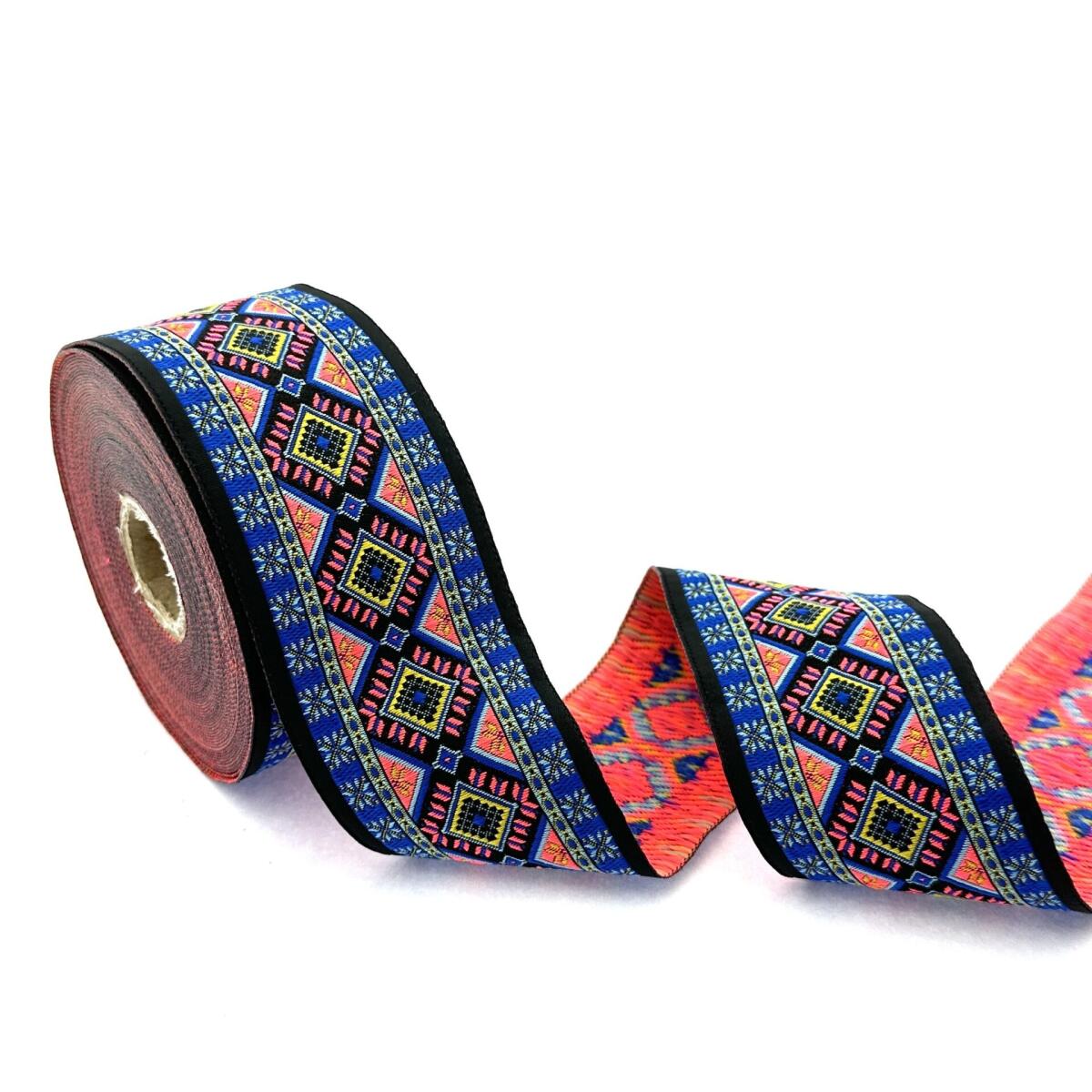 Декоративен ширит с цветни мотиви W-50996-V2