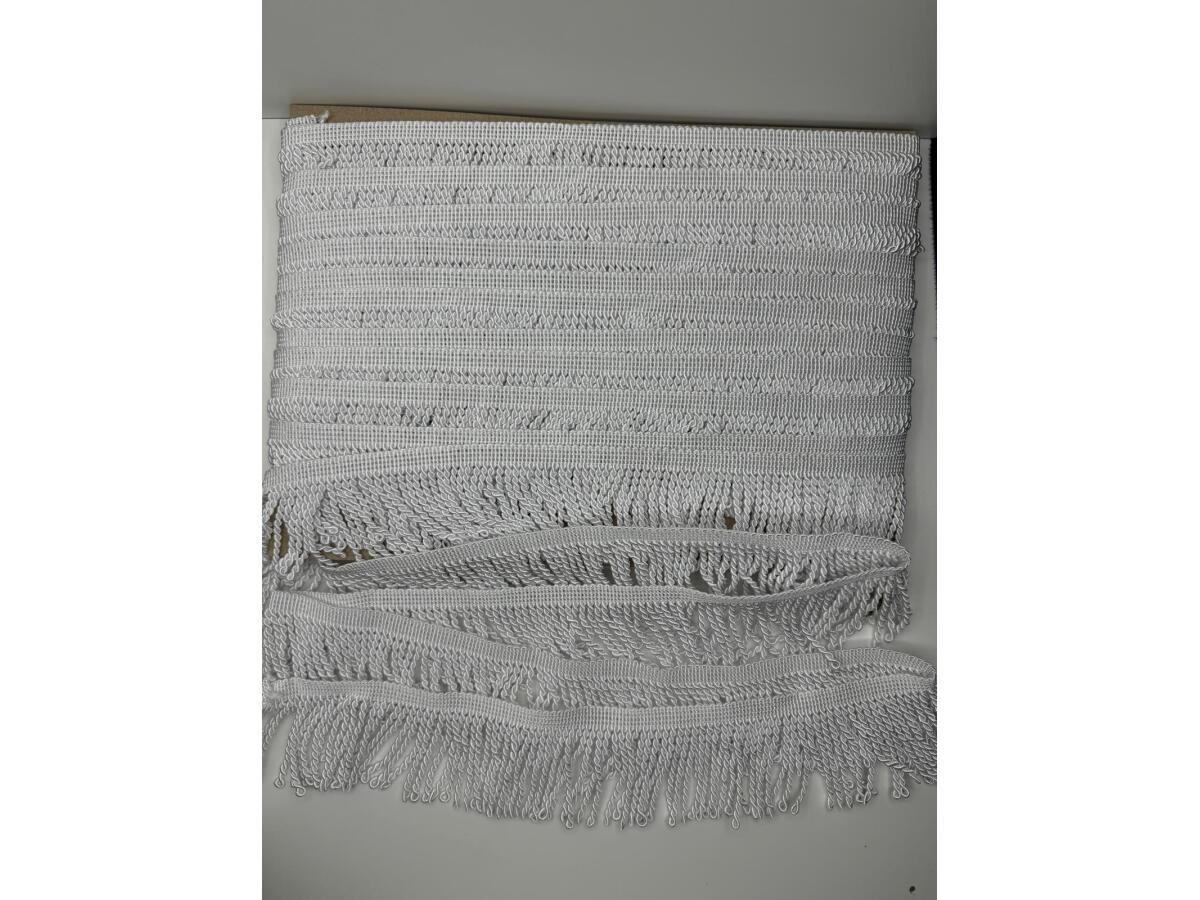 Пискюл-7см-бял