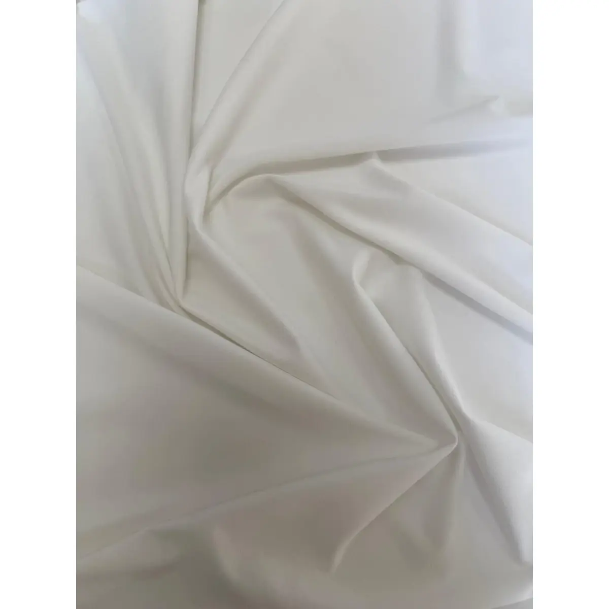 Микро Жарсе, цвят Избелено бяло