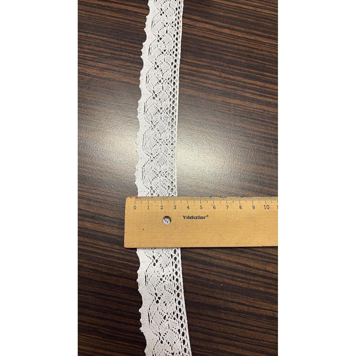 Памучна тясна дантела P- 712 бяло