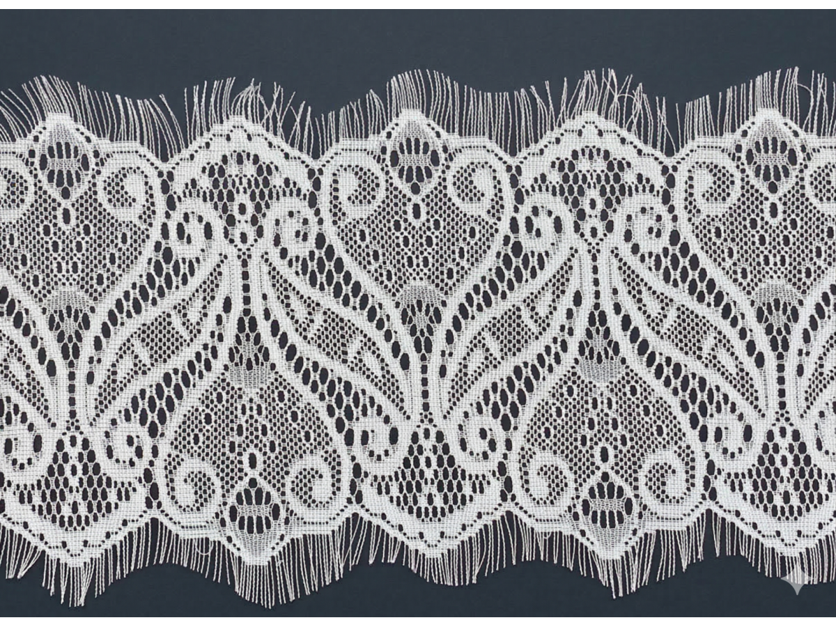 SA-09-P-дантела с ресни