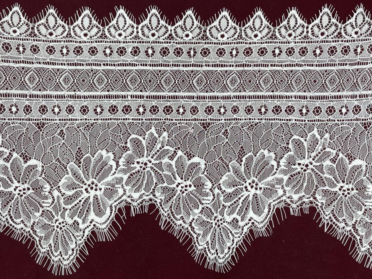 SA-9126-N-дантела с ресни