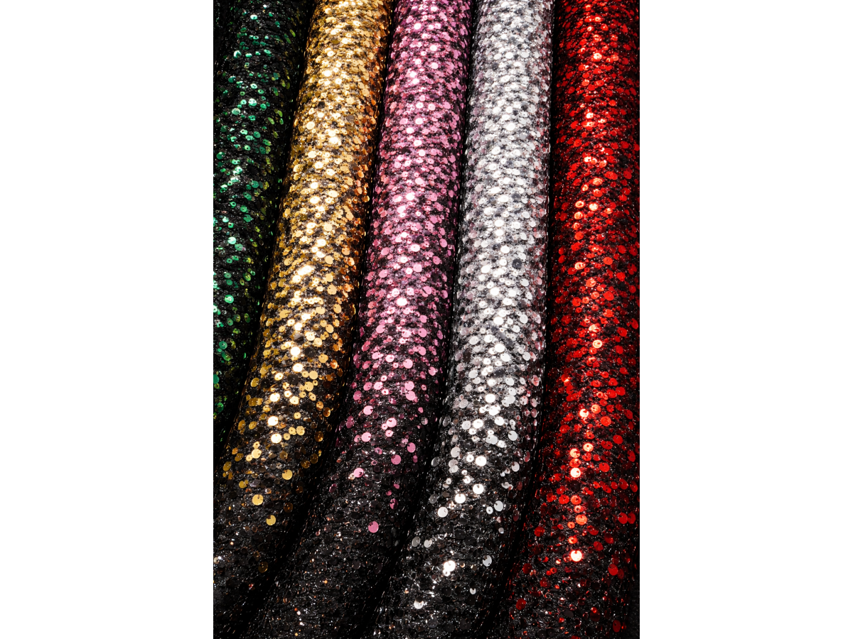 Римас-Пайети-черно-