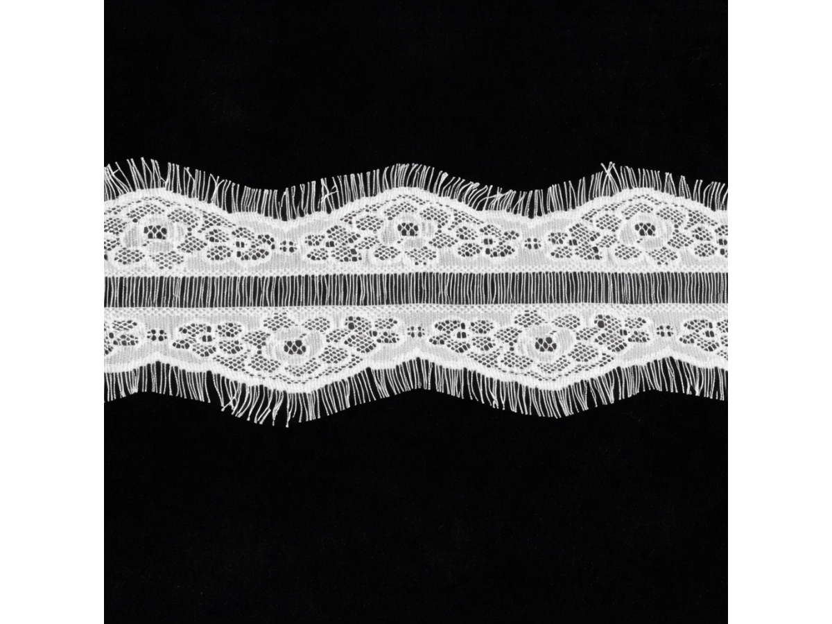 SA-06-P-дантела с ресни