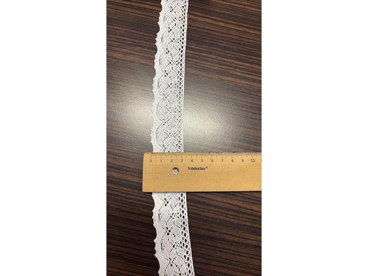 Памучна тясна дантела P- 712 бяло